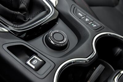 2017 Chevrolet SS   - Photo 38 - Joliet, IL 60435