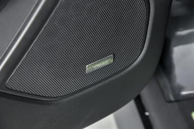 2017 Chevrolet SS   - Photo 19 - Joliet, IL 60435