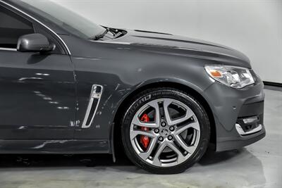 2017 Chevrolet SS   - Photo 15 - Joliet, IL 60435
