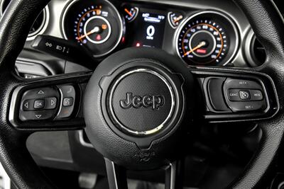 2018 Jeep Wrangler Sport   - Photo 24 - Joliet, IL 60435