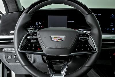 2025 Cadillac Escalade-V ESV   - Photo 29 - Joliet, IL 60435
