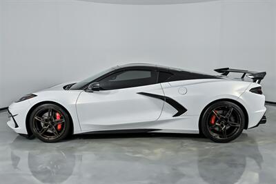 2021 Chevrolet Corvette Stingray-SATIN WRAP ON RED GUTS   - Photo 8 - Joliet, IL 60435