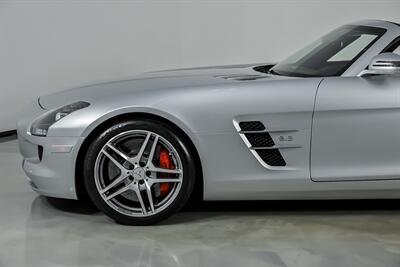 2012 Mercedes-Benz SLS AMG   - Photo 7 - Joliet, IL 60435