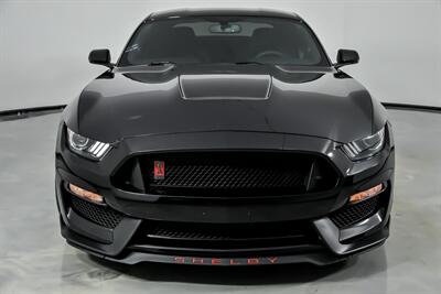 2017 Ford Mustang Shelby GT350   - Photo 5 - Joliet, IL 60435
