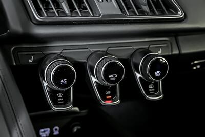 2017 Audi R8 5.2 quattro V10   - Photo 34 - Joliet, IL 60435