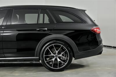 2022 Mercedes-Benz E 450 4MATIC All-Terrain   - Photo 9 - Joliet, IL 60435