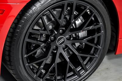 2017 Audi R8 5.2 quattro V10 Plus   - Photo 16 - Joliet, IL 60435