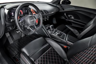 2017 Audi R8 5.2 quattro V10 Plus   - Photo 28 - Joliet, IL 60435
