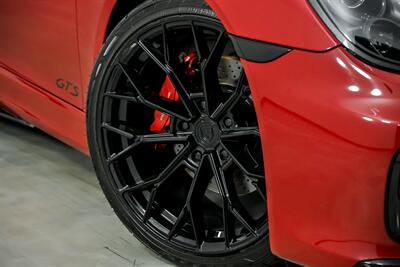 2015 Porsche Cayman GTS   - Photo 4 - Joliet, IL 60435