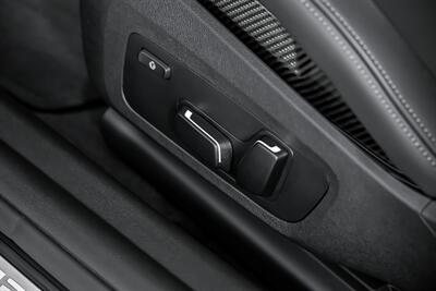 2025 BMW M2 -INDIVIDUAL PAINT-BUCKETS-HUGE $82K MSRP   - Photo 28 - Joliet, IL 60435