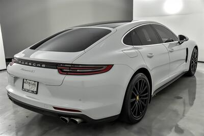 2017 Porsche Panamera 4S   - Photo 11 - Joliet, IL 60435