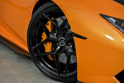 2015 Lamborghini Huracan LP 610-4-$30K MODS-CARBON EVERYWHERE!   - Photo 4 - Joliet, IL 60435