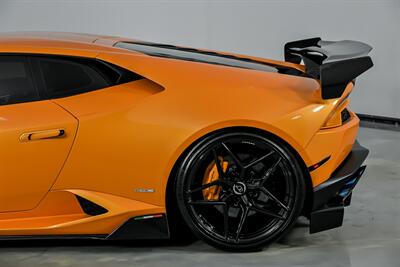 2015 Lamborghini Huracan LP 610-4-$30K MODS-CARBON EVERYWHERE!   - Photo 9 - Joliet, IL 60435