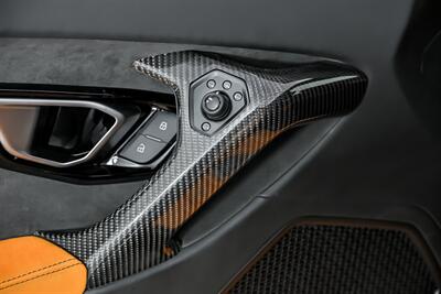 2015 Lamborghini Huracan LP 610-4-$30K MODS-CARBON EVERYWHERE!   - Photo 21 - Joliet, IL 60435