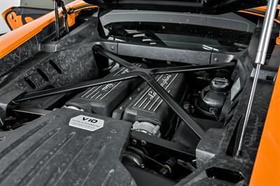 2015 Lamborghini Huracan LP 610-4-$30K MODS-CARBON EVERYWHERE!   - Photo 17 - Joliet, IL 60435