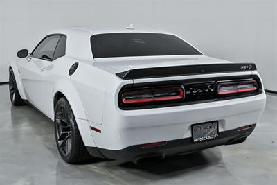 2018 Dodge Challenger SRT Hellcat   - Photo 10 - Joliet, IL 60435