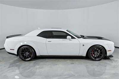 2018 Dodge Challenger SRT Hellcat   - Photo 14 - Joliet, IL 60435