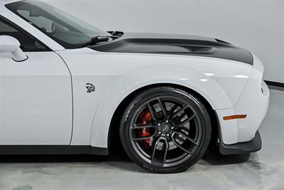 2018 Dodge Challenger SRT Hellcat   - Photo 15 - Joliet, IL 60435