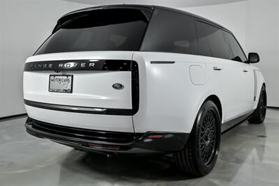 2023 Land Rover Range Rover P530 Autobiography LWB   - Photo 11 - Joliet, IL 60435
