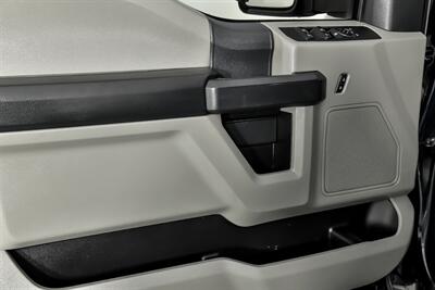 2022 Ford F-350 Super Duty XL   - Photo 17 - Joliet, IL 60435