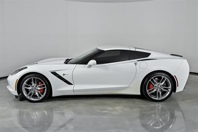 2019 Chevrolet Corvette Stingray   - Photo 8 - Joliet, IL 60435