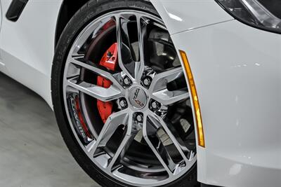 2019 Chevrolet Corvette Stingray   - Photo 4 - Joliet, IL 60435