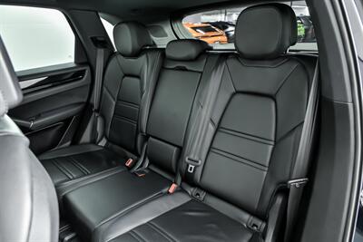 2020 Porsche Cayenne   - Photo 25 - Joliet, IL 60435