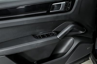 2020 Porsche Cayenne   - Photo 18 - Joliet, IL 60435