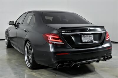 2018 Mercedes-Benz AMG E 63 S-EDITION 1-CARBON CERAMICS-BUCKETS! - Photo 10 - Joliet, IL 60435