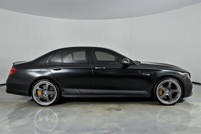 2018 Mercedes-Benz AMG E 63 S-EDITION 1-CARBON CERAMICS-BUCKETS! - Photo 14 - Joliet, IL 60435