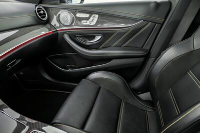 2018 Mercedes-Benz AMG E 63 S-EDITION 1-CARBON CERAMICS-BUCKETS! - Photo 39 - Joliet, IL 60435
