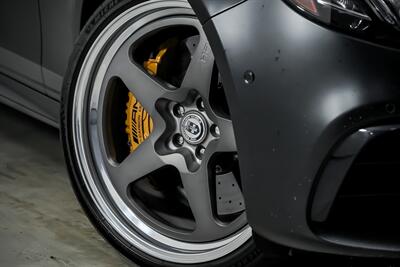 2018 Mercedes-Benz AMG E 63 S-EDITION 1-CARBON CERAMICS-BUCKETS! - Photo 4 - Joliet, IL 60435
