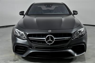 2018 Mercedes-Benz AMG E 63 S-EDITION 1-CARBON CERAMICS-BUCKETS! - Photo 5 - Joliet, IL 60435