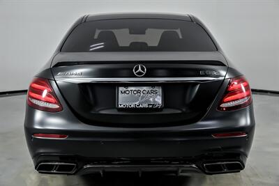 2018 Mercedes-Benz AMG E 63 S-EDITION 1-CARBON CERAMICS-BUCKETS! - Photo 11 - Joliet, IL 60435