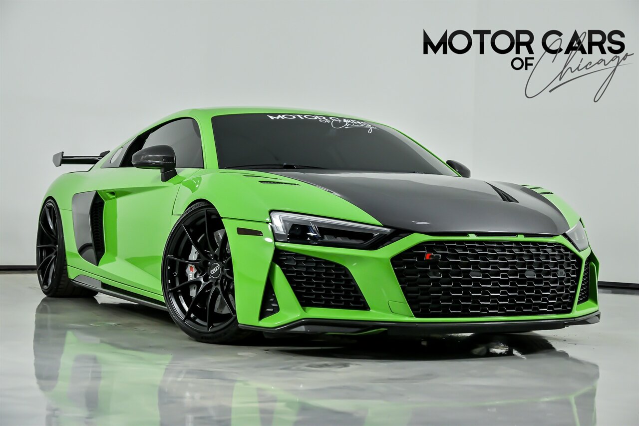 2020 Audi R8 Performance's photo