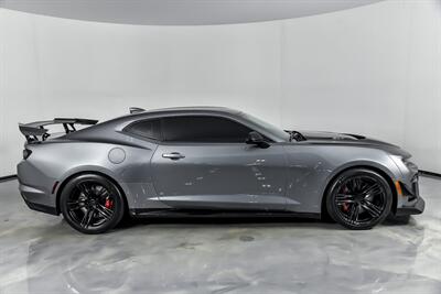 2019 Chevrolet Camaro ZL1   - Photo 14 - Joliet, IL 60435