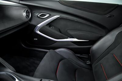 2019 Chevrolet Camaro ZL1   - Photo 38 - Joliet, IL 60435