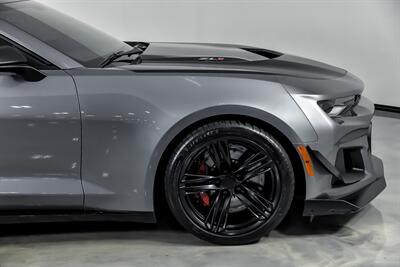2019 Chevrolet Camaro ZL1   - Photo 15 - Joliet, IL 60435