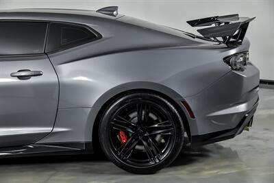 2019 Chevrolet Camaro ZL1   - Photo 9 - Joliet, IL 60435
