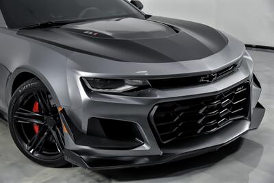 2019 Chevrolet Camaro ZL1   - Photo 3 - Joliet, IL 60435