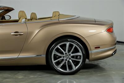 2021 Bentley Continental GTC V8   - Photo 9 - Joliet, IL 60435