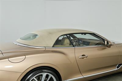 2021 Bentley Continental GTC V8   - Photo 18 - Joliet, IL 60435
