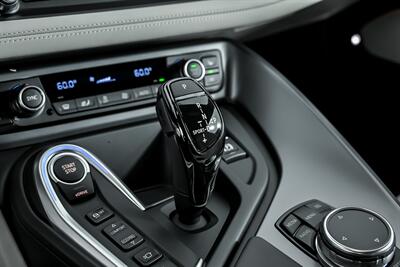 2015 BMW i8   - Photo 35 - Joliet, IL 60435