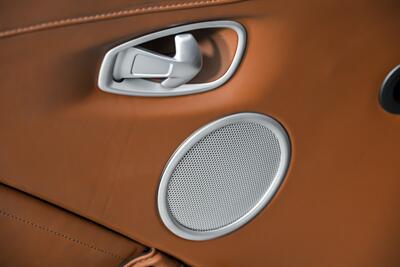 2020 Aston Martin Vantage   - Photo 19 - Joliet, IL 60435
