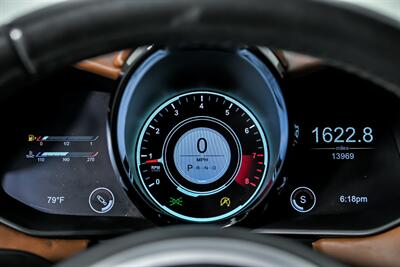 2020 Aston Martin Vantage   - Photo 26 - Joliet, IL 60435