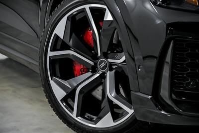 2022 Audi RS Q8 4.0T quattro - Photo 4 - Joliet, IL 60435