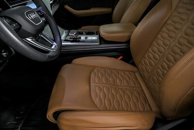2022 Audi RS Q8 4.0T quattro - Photo 22 - Joliet, IL 60435