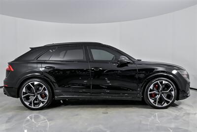 2022 Audi RS Q8 4.0T quattro - Photo 14 - Joliet, IL 60435
