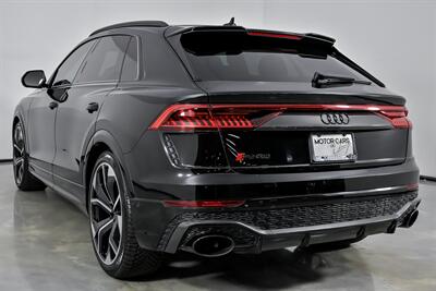 2022 Audi RS Q8 4.0T quattro - Photo 10 - Joliet, IL 60435