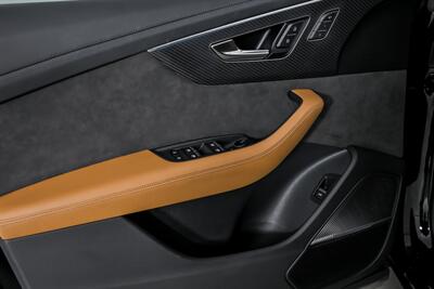 2022 Audi RS Q8 4.0T quattro - Photo 18 - Joliet, IL 60435